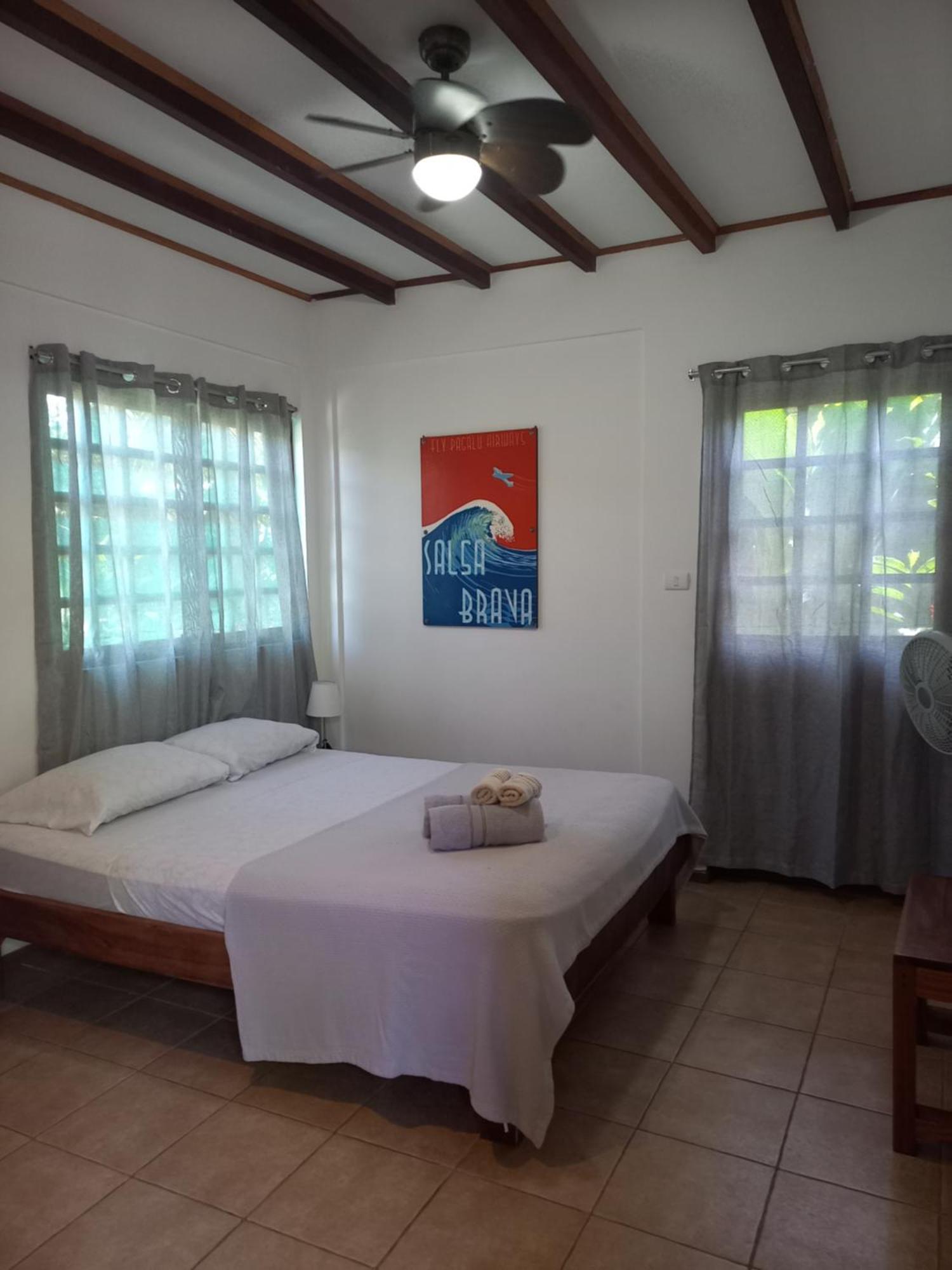 Pagalù Hostel Puerto Viejo de Talamanca Extérieur photo